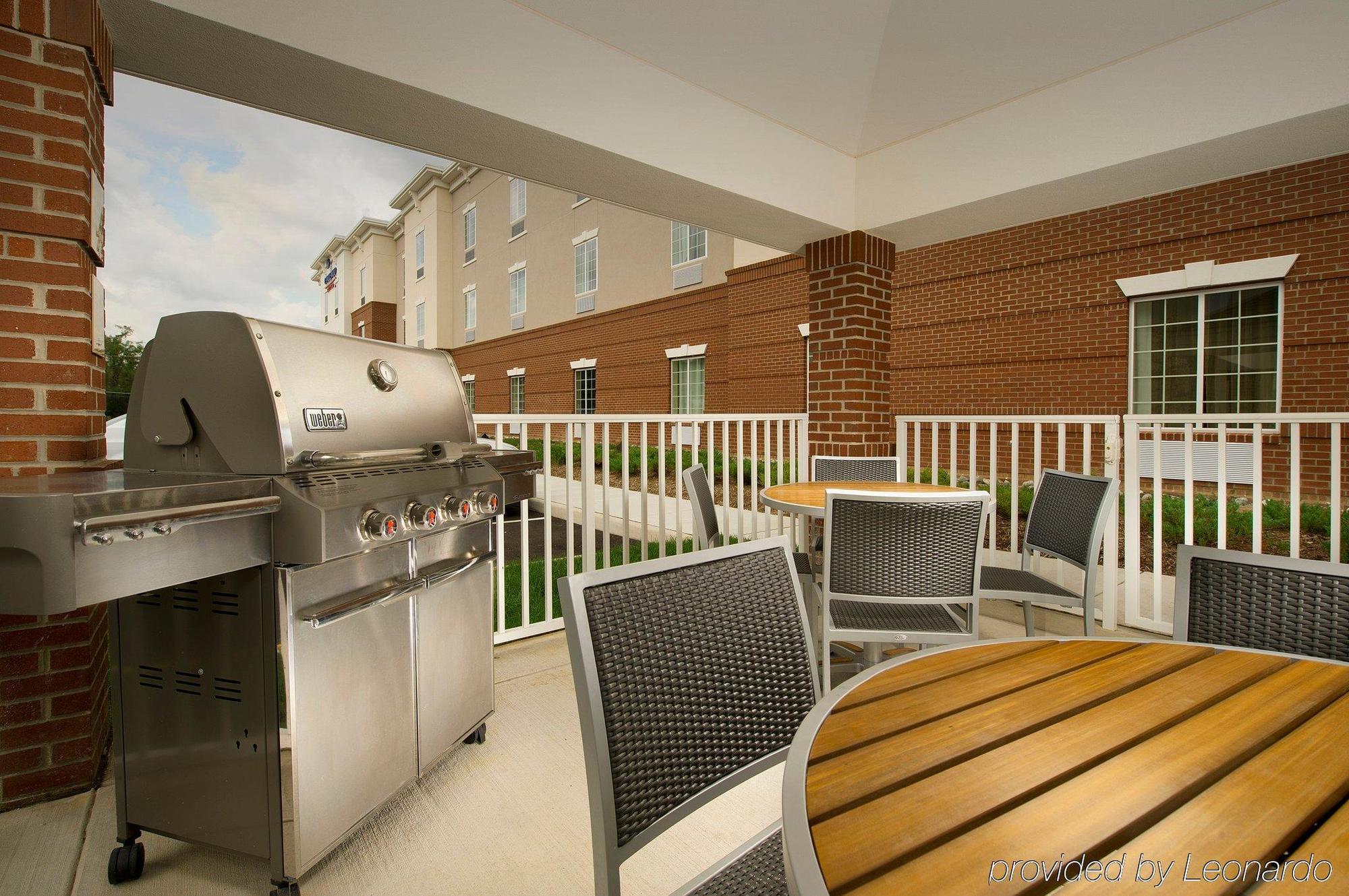 Stayapt Suites Alexandria-Fort Belvoir ภายนอก รูปภาพ