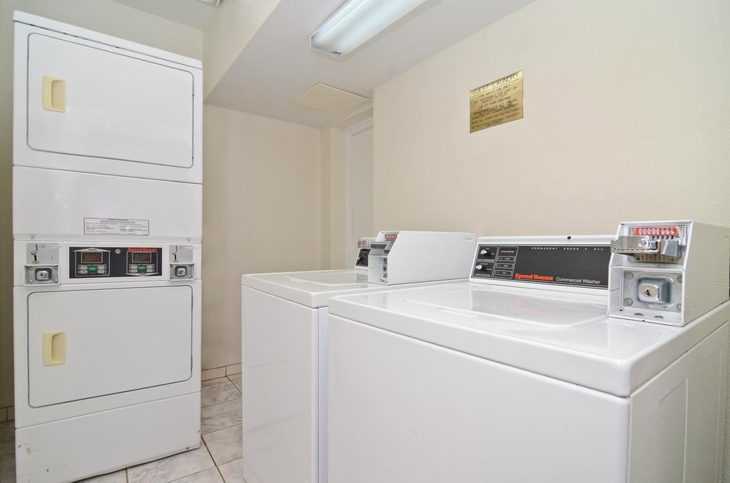 Stayapt Suites Alexandria-Fort Belvoir ภายนอก รูปภาพ