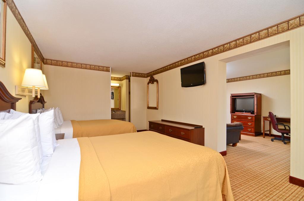 Stayapt Suites Alexandria-Fort Belvoir ห้อง รูปภาพ